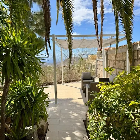 Casa Lilo, En Jardin Grande,con Gran Piscina, Con Pergola Y Barbacoa Arona (Tenerife)