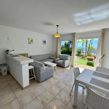 Casa Lilo, En Jardin Grande,con Gran Piscina, Con Pergola Y Barbacoa Villa *