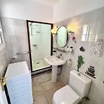 Casa Lilo, En Jardin Grande,con Gran Piscina, Con Pergola Y Barbacoa Arona (Tenerife)