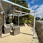 Casa Lilo, En Jardin Grande,con Gran Piscina, Con Pergola Y Barbacoa