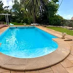 Casa Lilo, En Jardin Grande,con Gran Piscina, Con Pergola Y Barbacoa Villa