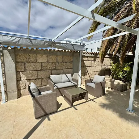 Casa Lilo, En Jardin Grande,con Gran Piscina, Con Pergola Y Barbacoa * Arona (Tenerife)
