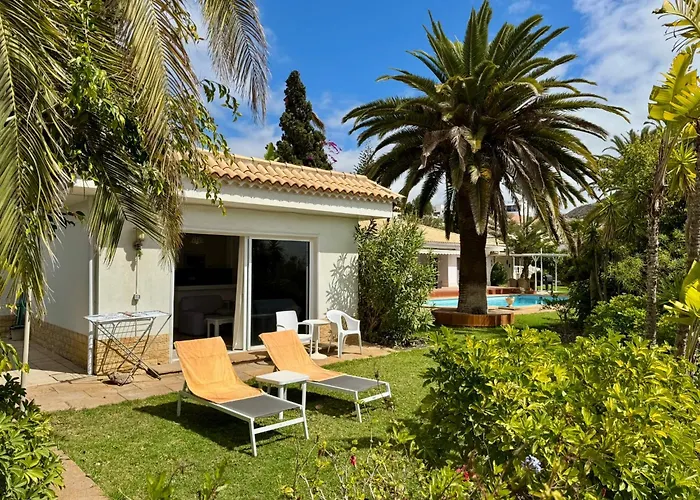 Casa Lilo, En Jardin Grande,con Gran Piscina, Con Pergola Y Barbacoa 阿罗纳