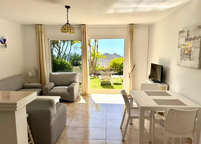 Casa Lilo, En Jardin Grande,con Gran Piscina, Con Pergola Y Barbacoa Villa Arona (Tenerife)