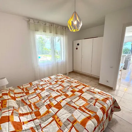 Casa Lilo, En Jardin Grande,con Gran Piscina, Con Pergola Y Barbacoa Villa *