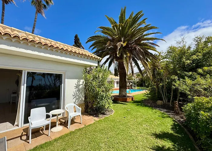 Casa Lilo, En Jardin Grande,con Gran Piscina, Con Pergola Y Barbacoa 빌라 *