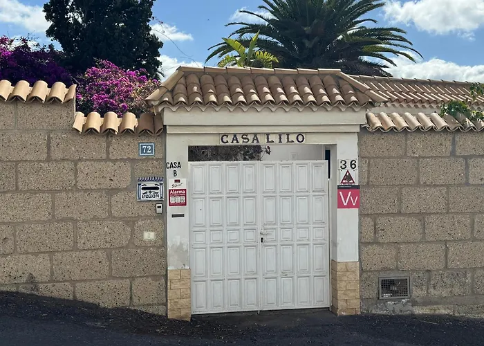 Casa Lilo, En Jardin Grande,con Gran Piscina, Con Pergola Y Barbacoa 빌라