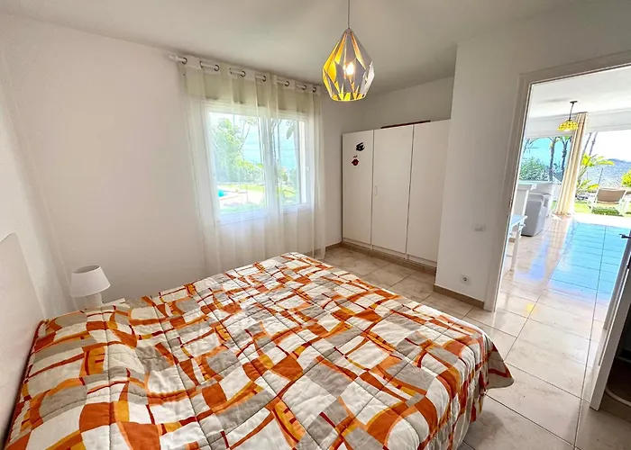 Casa Lilo, En Jardin Grande,con Gran Piscina, Con Pergola Y Barbacoa 빌라 *