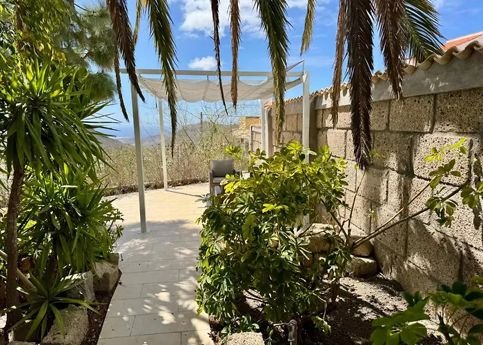 빌라 Casa Lilo, En Jardin Grande,con Gran Piscina, Con Pergola Y Barbacoa *
